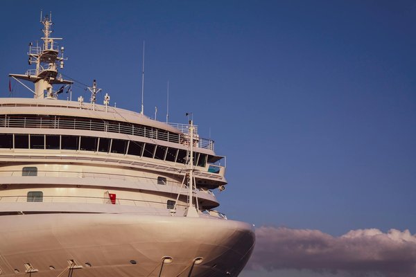 8 valises soute élégantes et sécurisées à adopter pour vos voyages